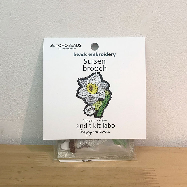 最大15%OFFクーポン TOHO BEADS お花刺しゅうブローチキット labo kit t and / アクセサリー