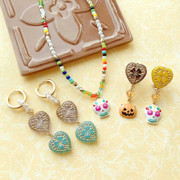 チェコ / ハートフラワー / 482 | ビーズ・パーツなどのハンドメイド