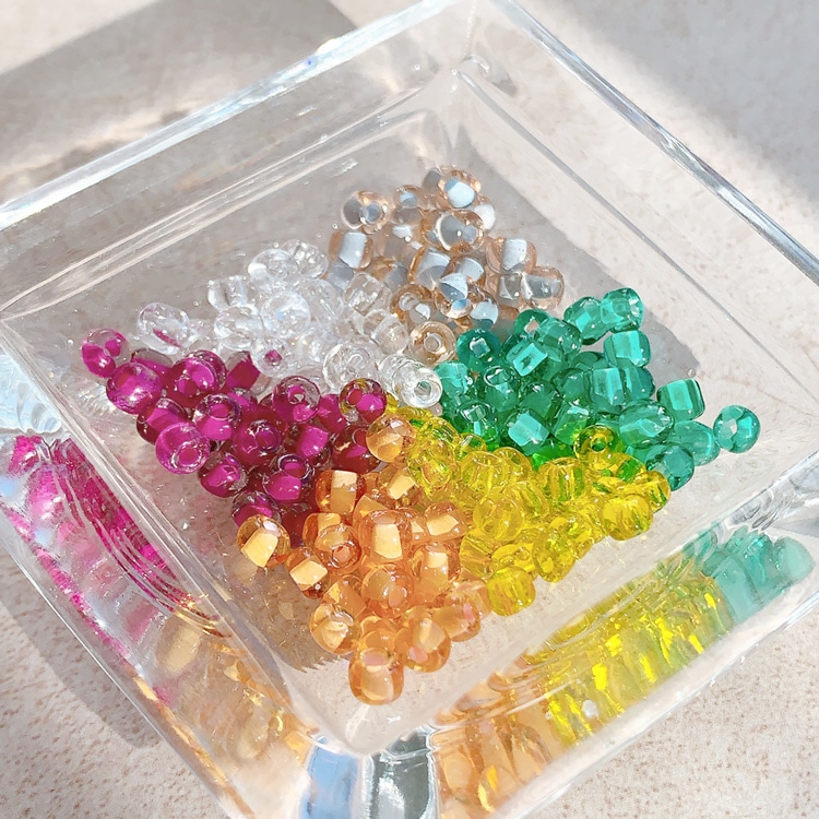 特大ビーズ PK 約4mm｜シードビーズ・アクセサリー素材【パーツクラブ
