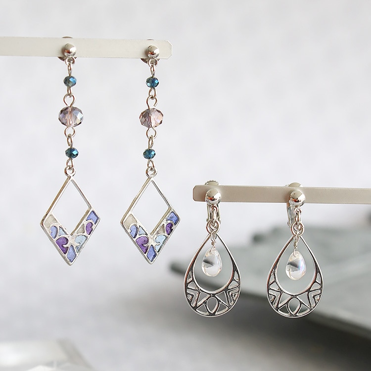 ハンドメイドチャーム　天使　クリアフレア 割引購入 約21×18mm 1個入 ガラスチャーム 天使の香水瓶風 全2色