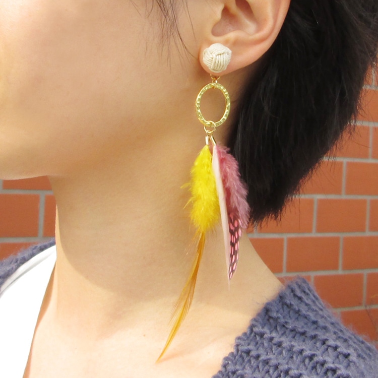 羽根 ニワトリ（天然） 金具付 BR 長さ約10cm｜服飾素材・ハンドメイド