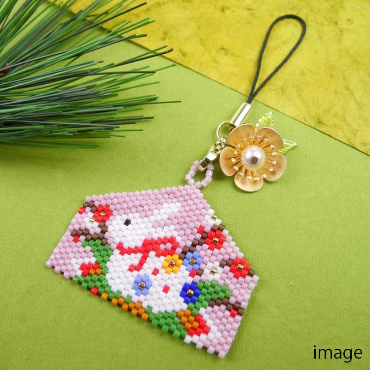 ビーズステッチ 絵馬ストラップ 卯 | ビーズ・パーツなどの