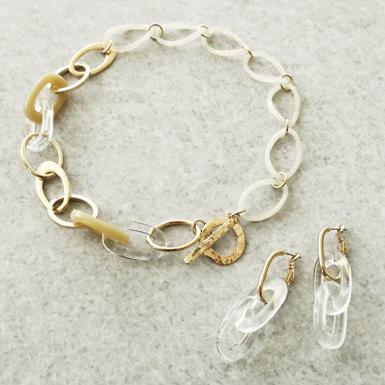 レジンで作る ボリュームチェーンネックレス＆ピアス | ビーズ・パーツ