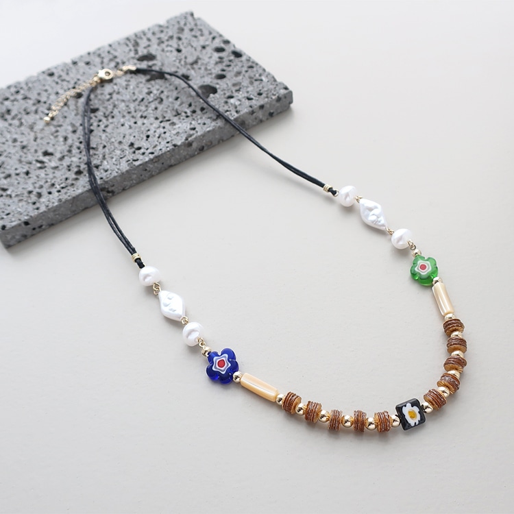 フラワーモチーフネックレス | ビーズ・パーツなどのハンドメイド