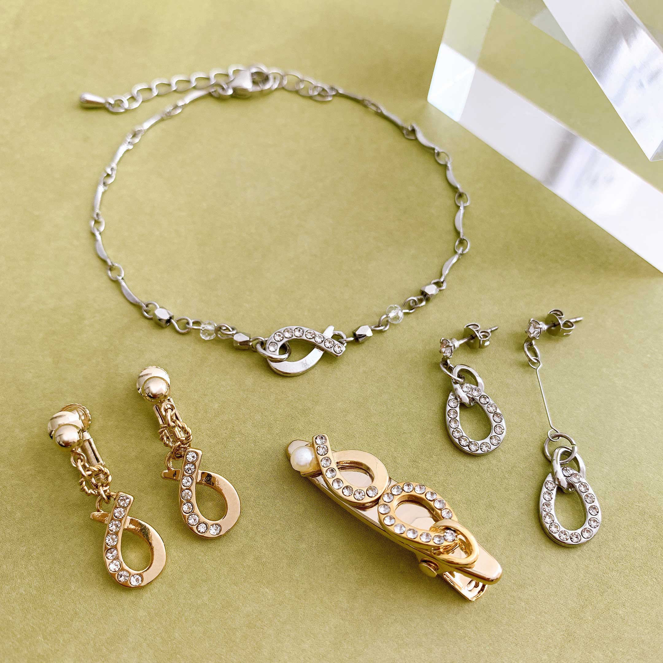 石付チャームシリーズのアクセサリー | ビーズ・パーツなどの