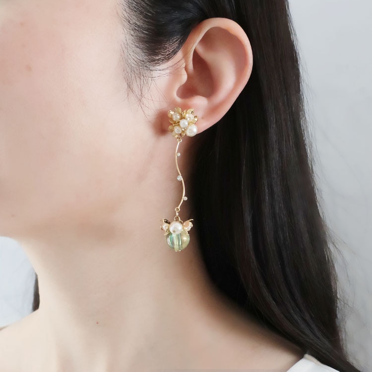 オーロラカラーのアクセサリー | ビーズ・パーツなどのハンドメイド