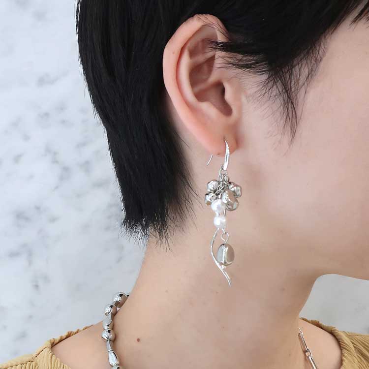 メタルビーズのネックレス＆ピアス | ビーズ・パーツなどの