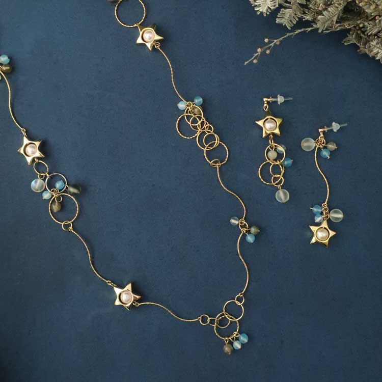 流れ星のネックレス＆ピアス | ビーズ・パーツなどのハンドメイド