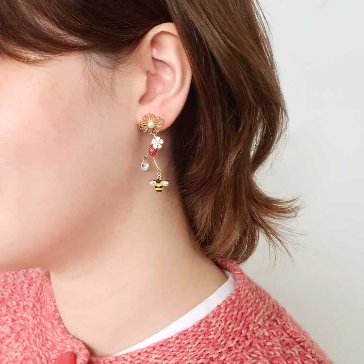 スプリングガーデンアクセサリー | ビーズ・パーツなどのハンドメイド