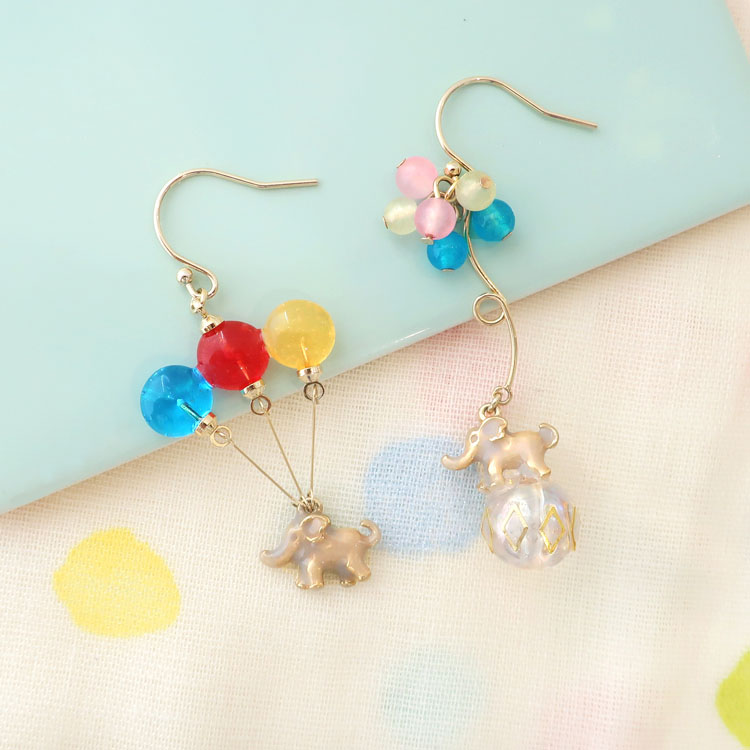 レジンで作る サーカスゾウさんピアス | ビーズ・パーツなどの