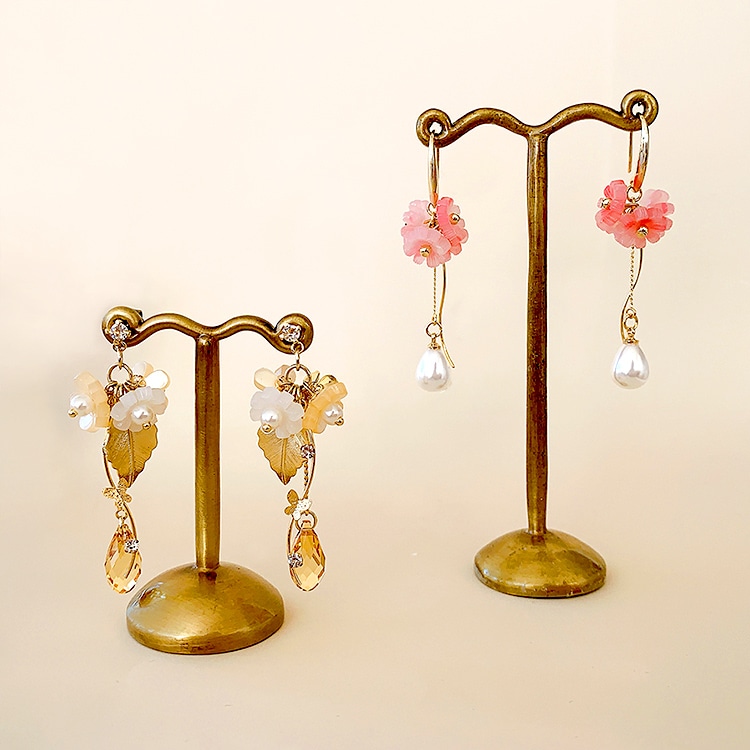 樹脂パーツ フラワー 5弁花 WH 約11mm｜樹脂素材パーツ【パーツクラブ