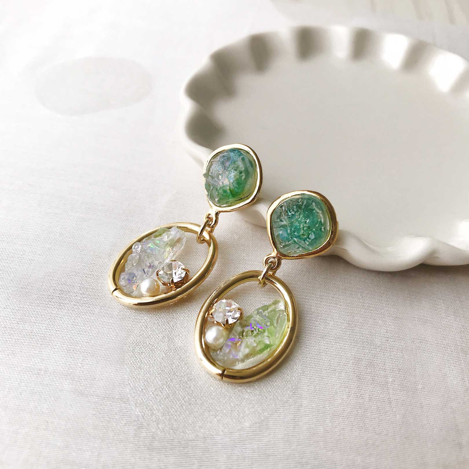 レジン用着色剤 宝石の雫 / パールホワイト | ビーズ・パーツなどの